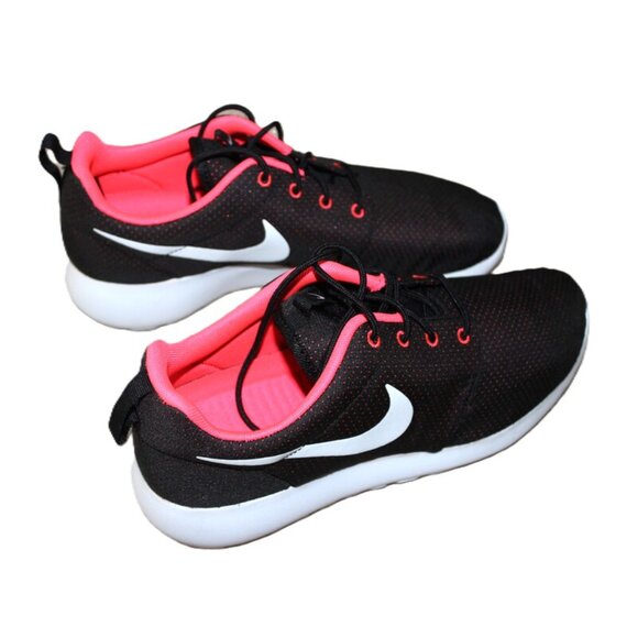 nib NIKE Original Edition (2014) Roshe Run in Black/White Hyper-Punch - Size 12 - Picture 7 of 14